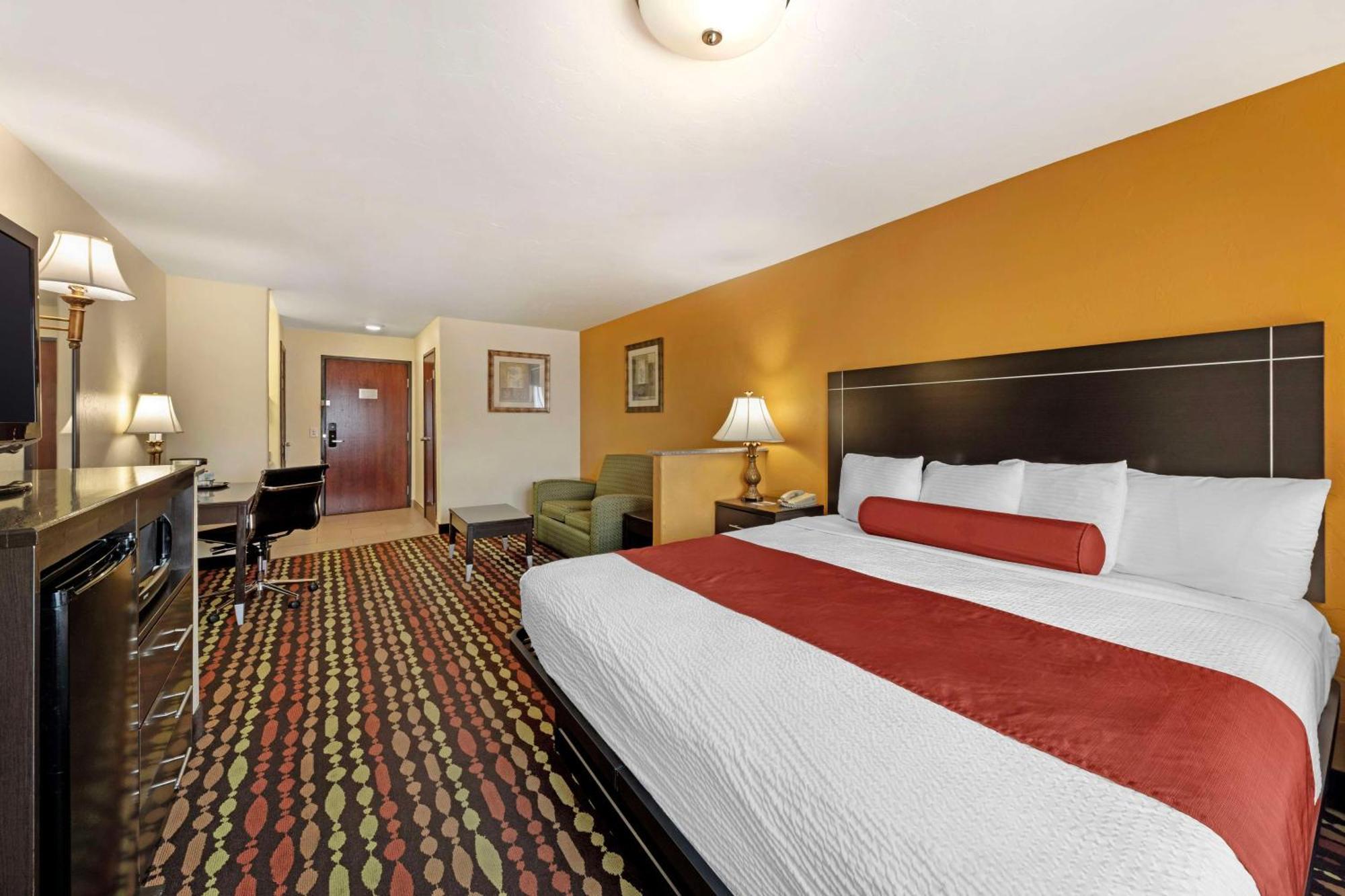 Best Western Greentree Inn & Suites Moore Ngoại thất bức ảnh